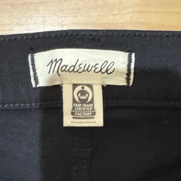 Madewell Women's Straight Leg Black Jeans - Picture 2 of 9